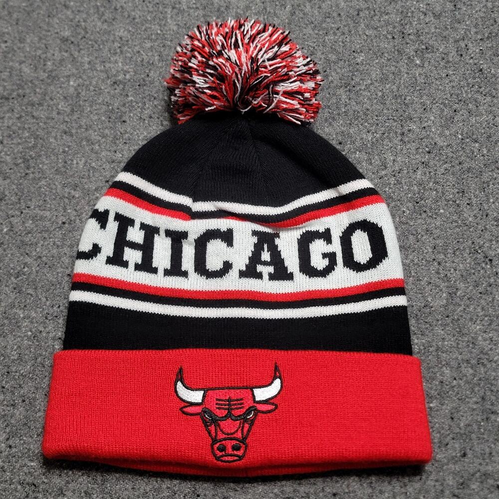 Chicago Bulls Pom Beanie Mens Red Black NBA Ultra Game Hat Knit Winter Cap Logo